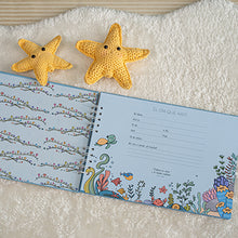 Cargar imagen en el visor de la galería, Álbum de fotos personalizado bebé "COMO PEZ EN EL AGUA" en Espiral