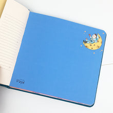 Cargar imagen en el visor de la galería, Álbum de fotos personalizado para bebé "MI PEQUEÑO UNIVERSO"