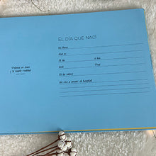 Cargar imagen en el visor de la galería, Álbum de fotos personalizado para bebé "SELVA DE PAPEL" EN ESPIRAL - Formato papel