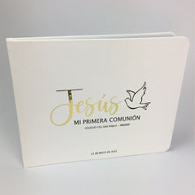 Cargar imagen en el visor de la galería, Libro de Firmas de Comunión para Niño Personalizado