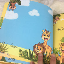 Cargar imagen en el visor de la galería, Álbum de fotos personalizado para bebé “SELVA DE PAPEL” - Formato papel