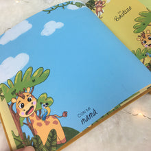 Cargar imagen en el visor de la galería, Álbum de fotos personalizado para bebé “SELVA DE PAPEL” - Formato papel