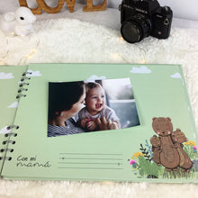 Load image into Gallery viewer, Álbum de fotos personalizado para bebé &quot;FIESTA EN EL BOSQUE&quot; - Formato papel
